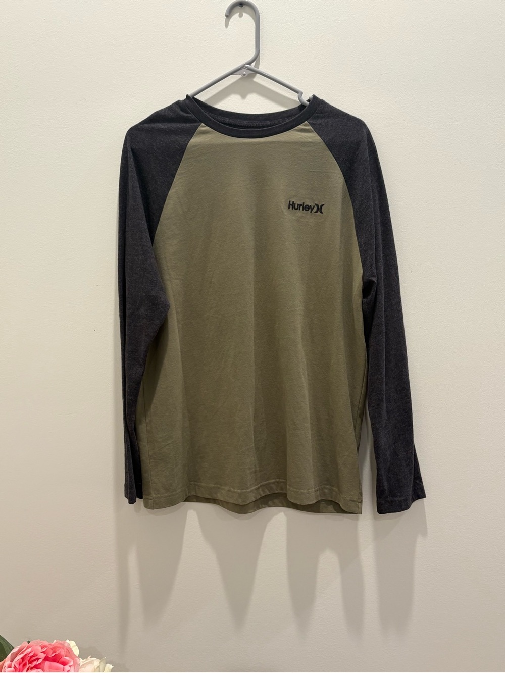 Men’s Hurley Olive Body with Charcoal Raglan Long-Sleeve Tee